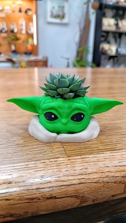 Baby Yoda Maceta